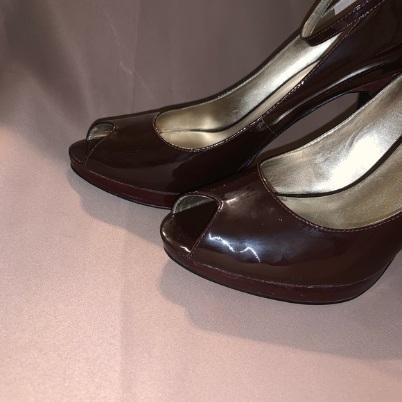 Nine West peep toe heels - Picture 2 of 8